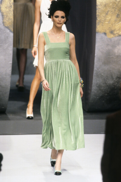 Chanel Spring 1996 Ready-To Wear