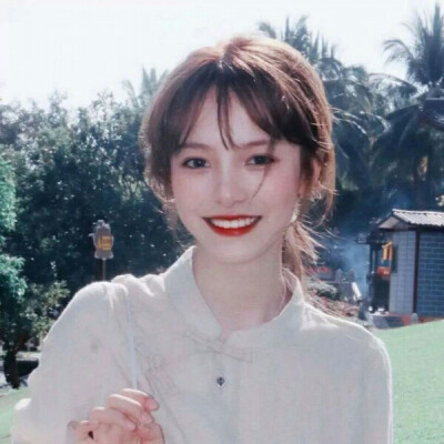 女头
我爱你胜过爱我自己.