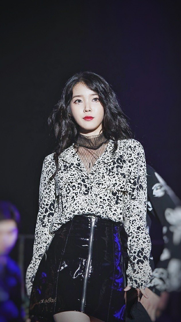 IU