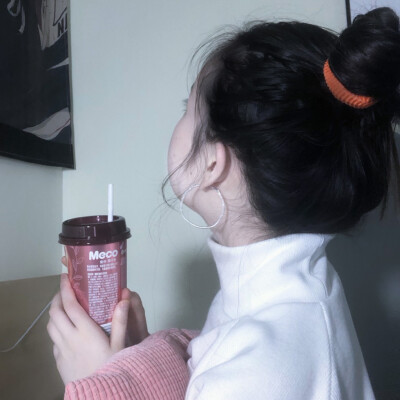 「浪漫致亡」の
女头 女生头像