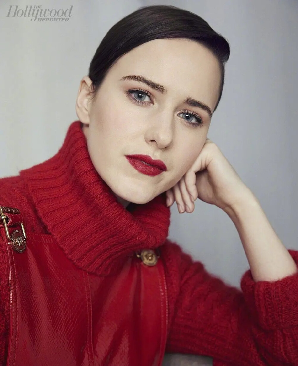 瑞秋·布罗斯纳安
Rachel Brosnahan