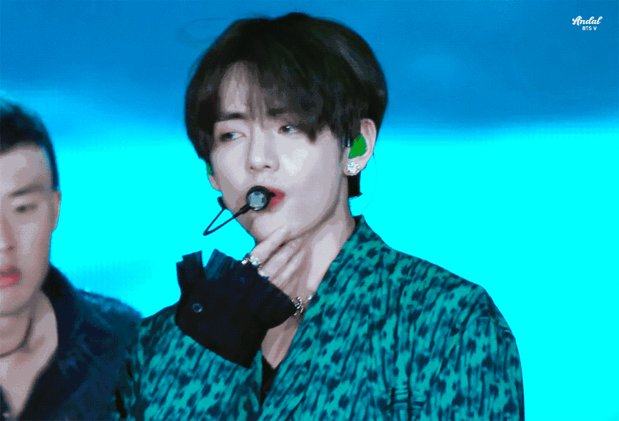 金泰亨究竟是什么神仙男孩
awsl