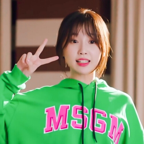 泥石流小姐虞书欣蔡敏敏