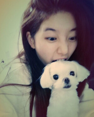 裴秀智往日ins
考古