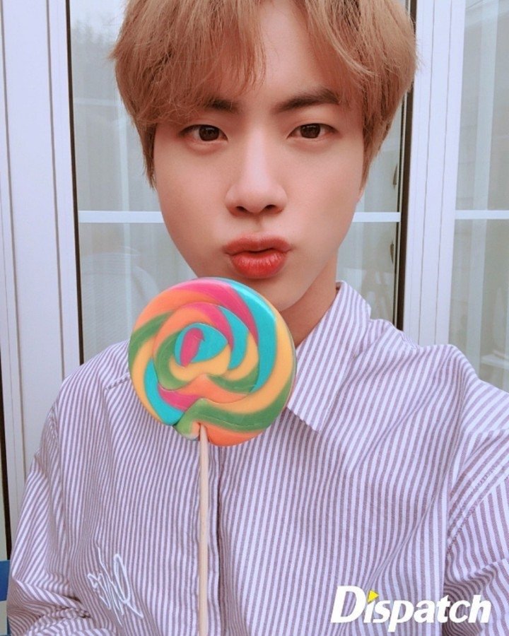 【190314 】vlive×dispatch
防弹少年团 金硕珍 BTS