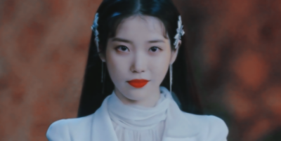 李智恩IU ©️小甜姬振