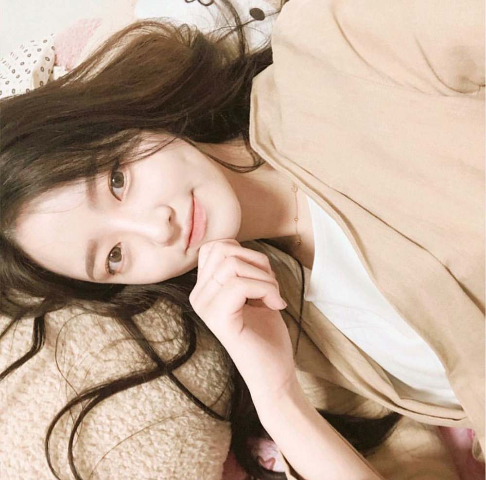 女生头像校园风