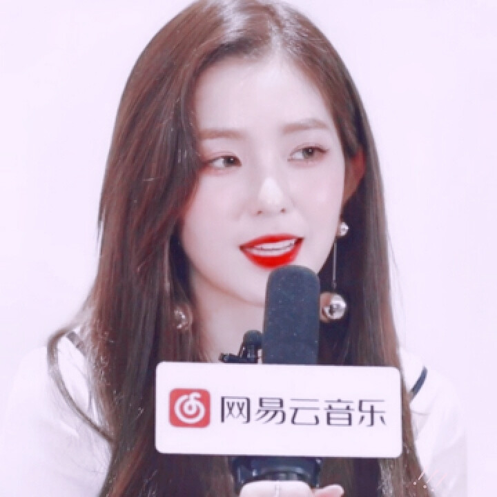 裴珠泫<Irene