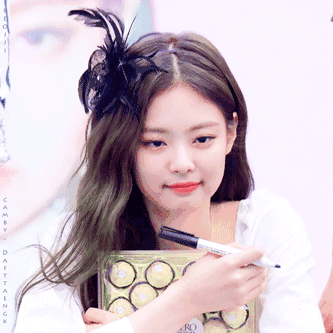 JENNIE