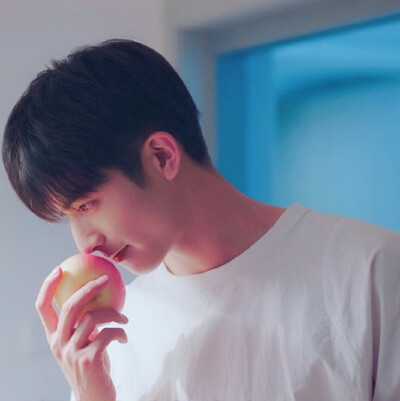 宋威龙头像
自调自截
二传标明
dt阿迟啊宋迟