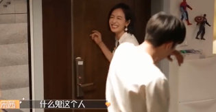 #下一站是幸福#小狼狗剧里追妻一把好手，拍摄的时候宛若角色互换没想到啊花絮里还是害羞得要命追完剧刷花絮的我感觉脸上都是姨母笑宋威龙你要笑哭我