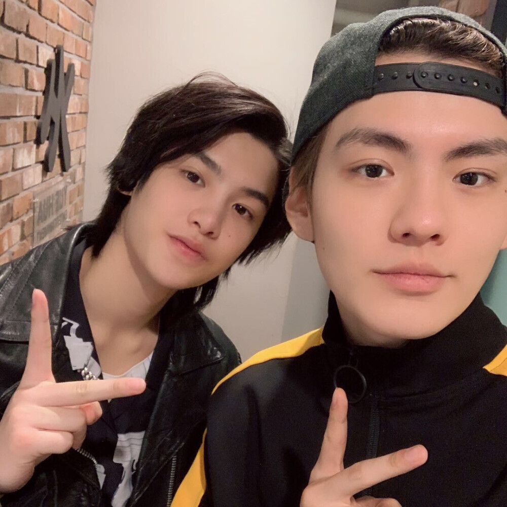 NEX7黄明昊 毕雯珺