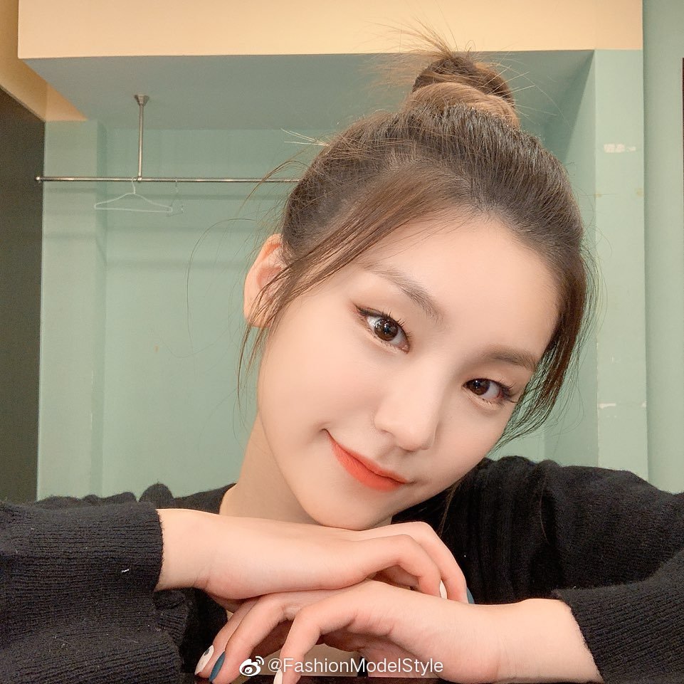 ITZYPeaceCeleb Korea Style | ITZY Yeji黄礼智insta妆容更新