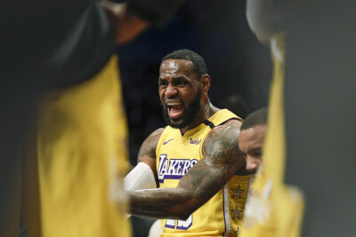 LeBron James 勒布朗·詹姆斯