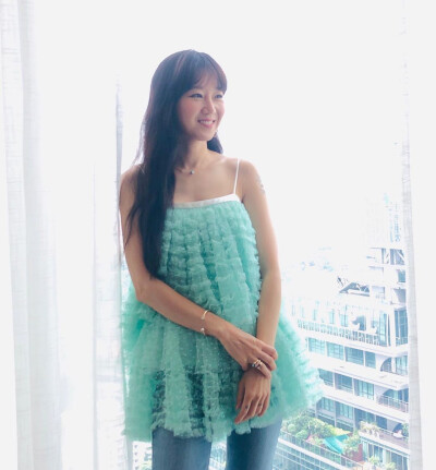 孔晓振 ♥ ♥ ♥
INS：rovvxhyo