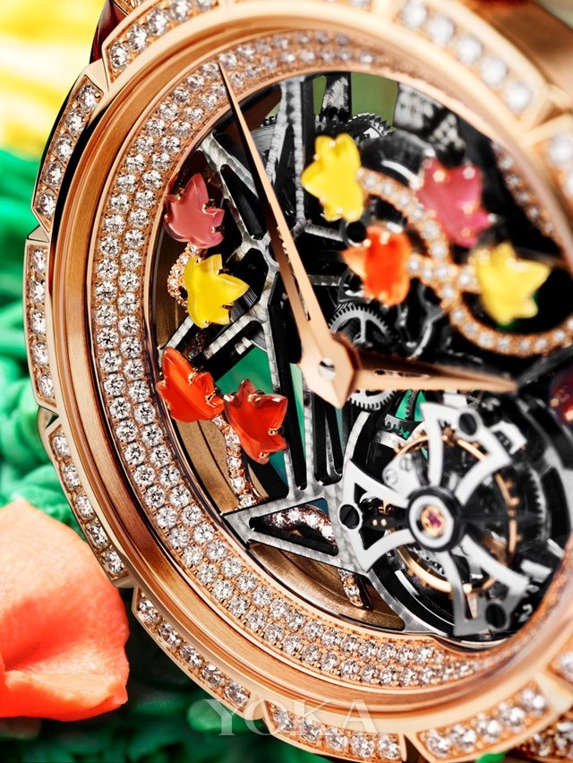 罗杰杜彼（Roger Dubuis）
罗杰杜彼（Roger Dubuis）以传奇的布劳赛良德 森林（forest of Brocéliande）为主题，创 造出浪漫的Creative Skeletons非凡创意镂空 系列三部曲腕表，贴近女性追求细致优美的 视觉品味。这些时计作品宛如一系列新颖独创 的影像画面，由艺术家亚历山德拉·布鲁尔 （Alexandra Bruel）设计布局，展现出品牌 独到的创新观点。