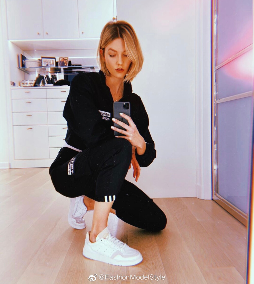 KarlieKlossPeaceCeleb Style ｜Karlie insta私服搭配合集