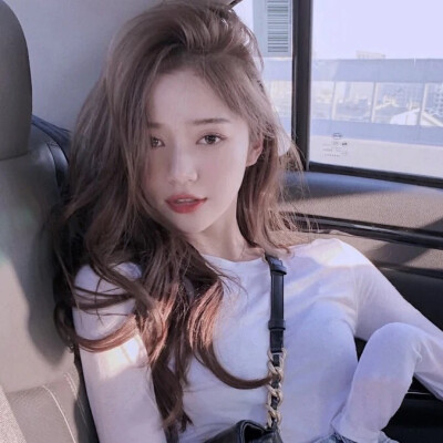 二传注明曼妙
女御