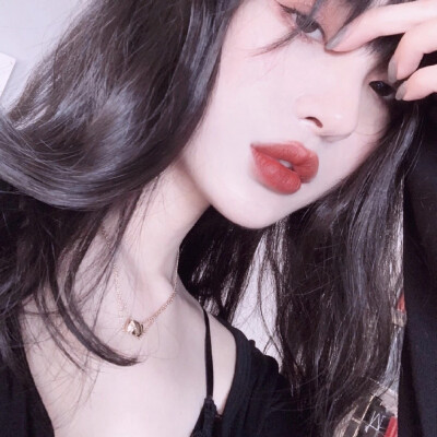 二传注明曼妙
女御