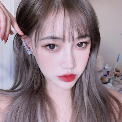 女御
二传注明曼妙