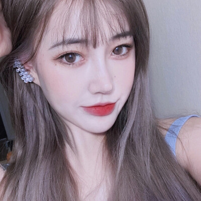 女御
二传注明曼妙