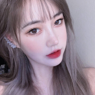 女御
二传注明曼妙