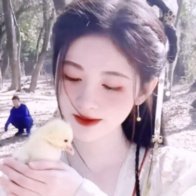 ©Eiuxo
原截程嫣