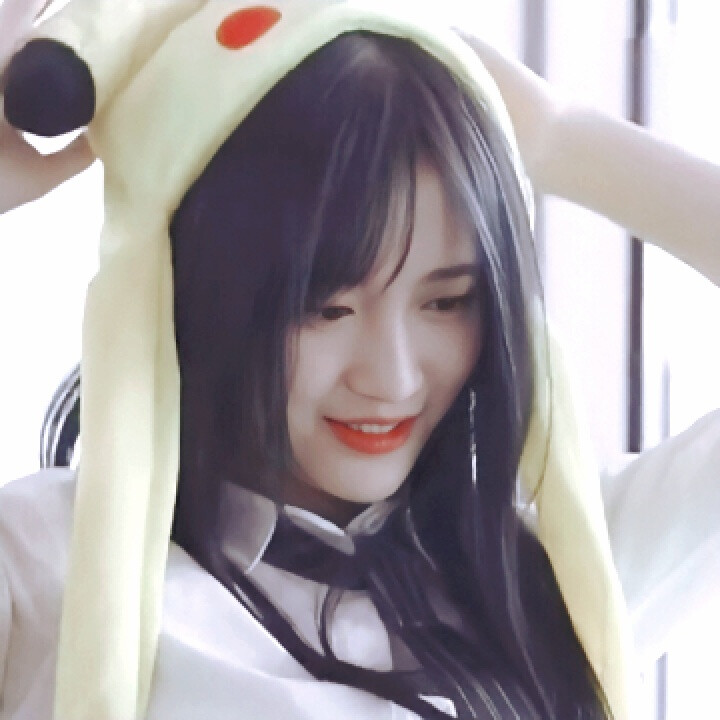 ©贩售魔法棒
原截.孟荨桉