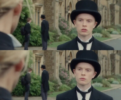 弗莱迪·福克斯 Freddie Fox
1989-05-04
出生地: 英国,伦敦
弗莱迪·福克斯作为演员最早是在一部关于乔治男孩的传记片中崭露头角的。