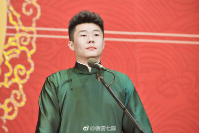 ✨✨神仙可爱孟鹤堂，
                               人间甜饼周九良。✨✨