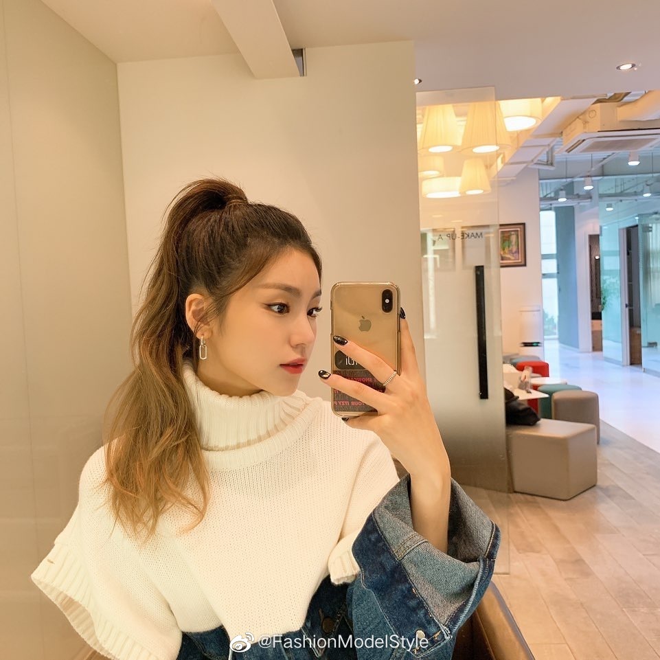 ITZYPeaceCeleb Korea Style | ITZY Yeji黄礼智 insta更新