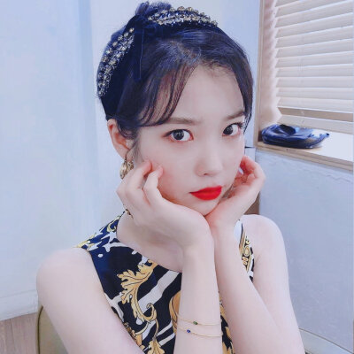 张满月 IU