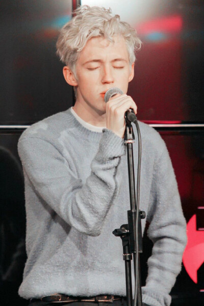 troye