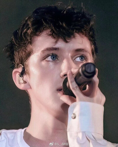 troye