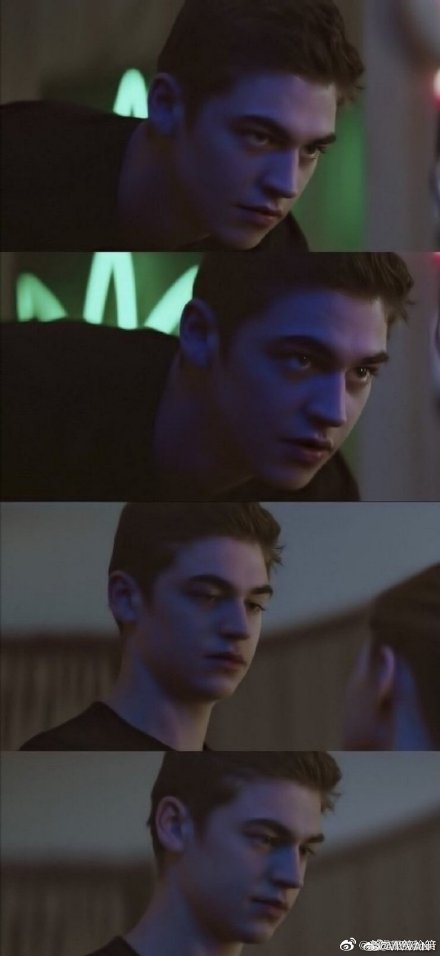 赫洛·费因斯-提芬 Hero Fiennes-Tiffin
1997-11-06
出生地: 英国,伦敦