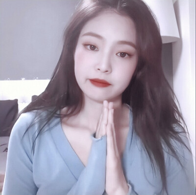 jennie
“我的小狗很可爱.”
原截林薏