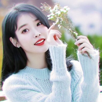 IU ©唐佳妤