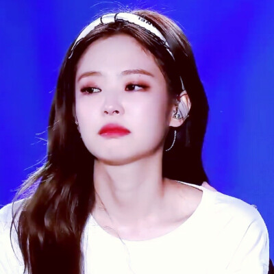 Jennie金智妮 cr.茶Yeah
爱你的人其实很多.