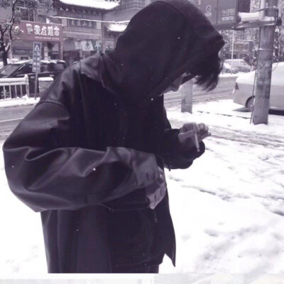 /一定要优秀 堵住那悠悠众口/