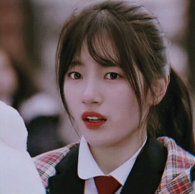 裴秀智
原截 lacey
