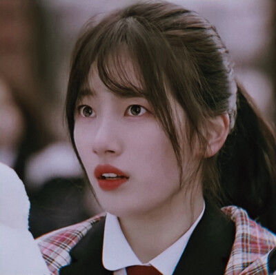 裴秀智
原截 lacey
