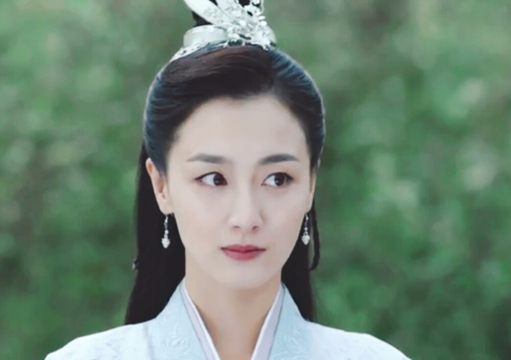 《锦衣之下》上官曦