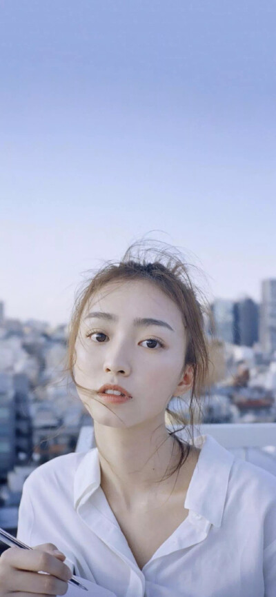 美女七七
壁纸