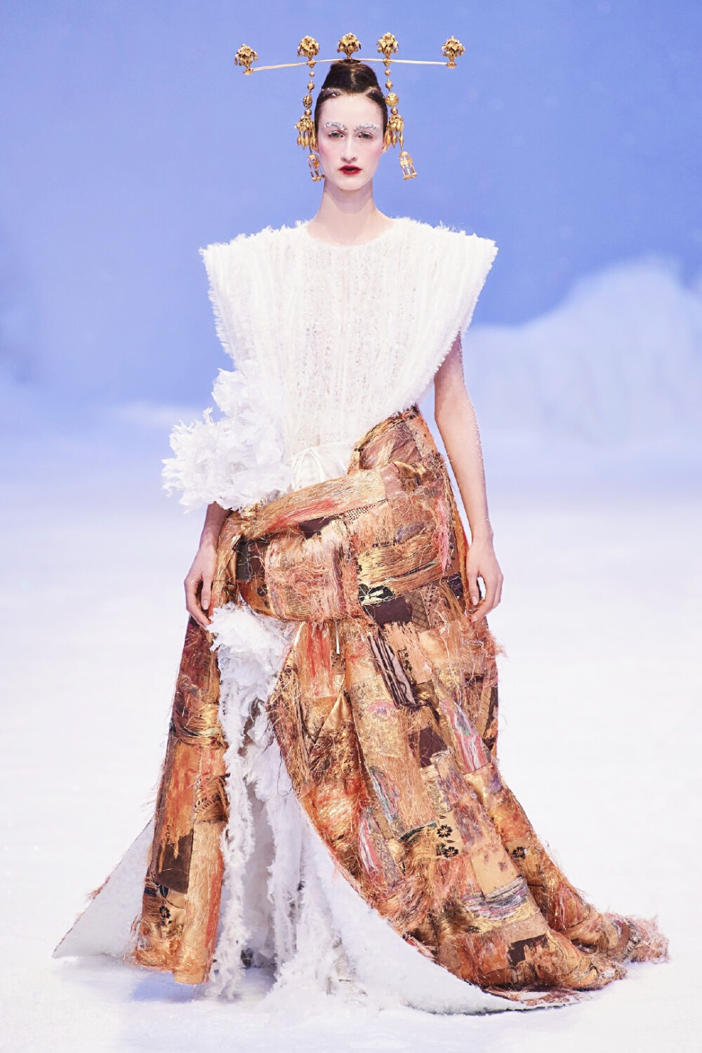 Guo Pei Haute Couture Spring Summer2020
大家记得防护！