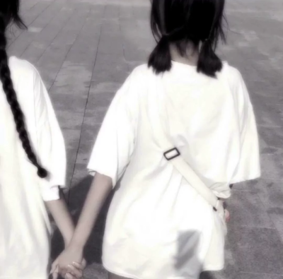 优质闺蜜头像/玩网/真人，拿图扣1。