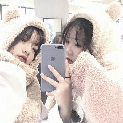 优质闺蜜头像/玩网/真人，拿图扣1。