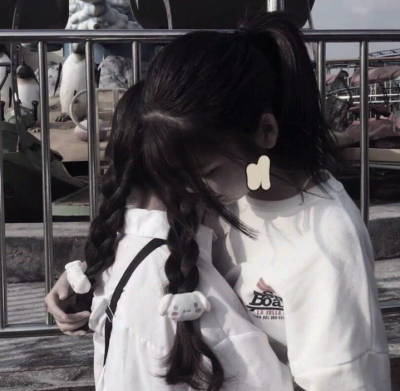 优质闺蜜头像/玩网/真人，拿图扣1。