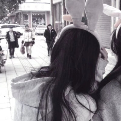 优质闺蜜头像/玩网/真人，拿图扣1。