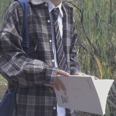 头像 男 熬情 局部