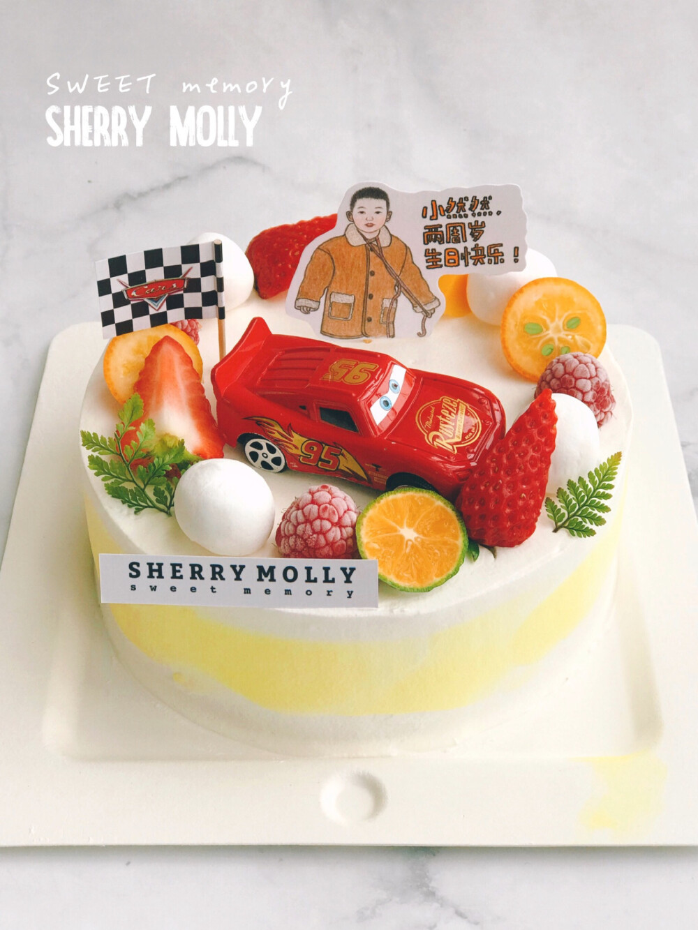 #SHERRY Molly家の下午茶#—『原味cake』2周岁小朋友的生日cake～喜欢清新水果系的麻麻和爱小车车和玩具的小男孩！特殊时期呀 家长也都是拼命爱着孩子呢生日快乐 平安健康～
